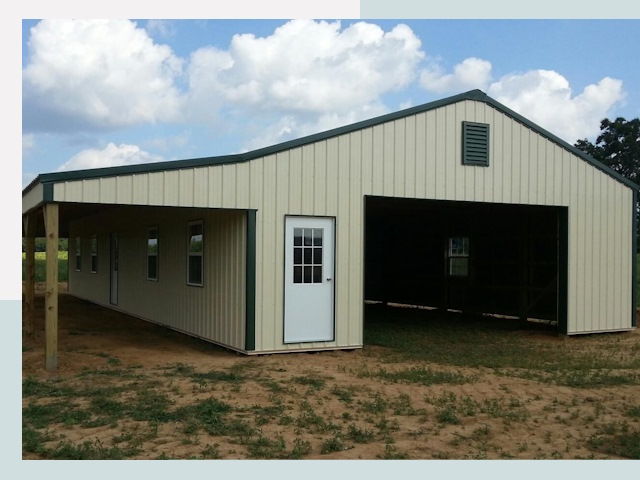 Строительство конюшен в Кыштыме