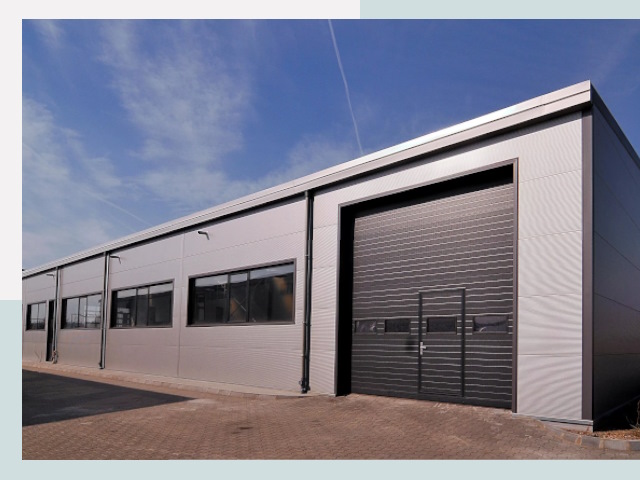 Быстровозводимые склады от СтальСтрой-Кшт по цене 623 руб.