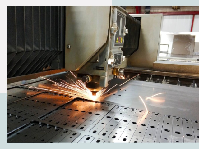 Лазерная резка металла в Кыштыме от 623 руб.